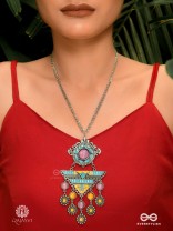 BOHOTARANG - MUSE IN METAL ENAMELING NECKLACE