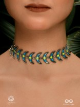 INDIGO TRAIL - TRIBAL-STYLE ENAMEL CHOKER