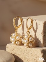 PEARL PUFF – TRENDY CLUSTER  PEARL DROPS STUDS