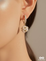 PEARL PUFF – TRENDY CLUSTER  PEARL DROPS STUDS