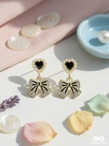THE BOWCODE – BLACK AND GOLD HEART DROPS FOR THE TRENDCORE GIRL