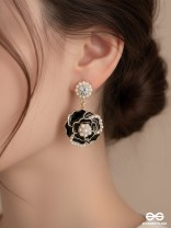 MIDNIGHT ROSE – STATEMENT DROP EARRINGS WITH GOLD TRIM