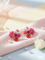 PETAL POP – CHARMING STUDS IN HOT PINK SHADES WITH FLOWER DETAILS
