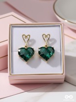 HEARTLET – DAINTY GREEN GEM HEART DROPS