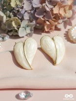 HONEY HEART –  WHITE ENAMEL HEART STUDS WITH GOLD TOUCH