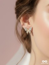 STARDUST WINGS – CRYSTAL BUTTERFLY STUD WITH A LUXE TOUCH