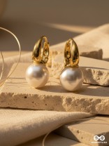 BUBBLE DROP – GLOSSY PEARL IN GOLDEN GRIP