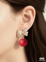 RIBBON RUSH – RED BALL EARRINGS WITH SPARKLY BOWS