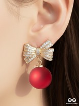 RIBBON RUSH – RED BALL EARRINGS WITH SPARKLY BOWS