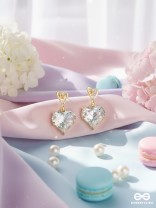 HEARTLET – DAINTY TRANSPARENT GEM HEART DROPS