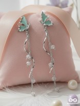 MINT GLIDE – DELICATE BUTTERFLY STRING DROP EARRINGS