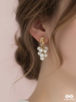 PEARL CHIME – DAINTY MULTI-PEARL DROP EARRINGS 
