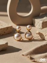 PEARL SET – SLEEK DOUBLE PEARL STUD