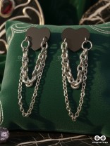 HEARTLINK- SILVER CHAINED BLACK HEART STUD