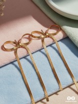 BOWLINE GLINT – MODERN GOLD RIBBON DROPS