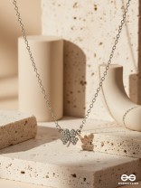 DRIFTWING – DELICATE DRAGONFLY CHARM NECKLACE