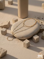 SOUL TIE – ELEGANT LAYERED HAND BRACELET