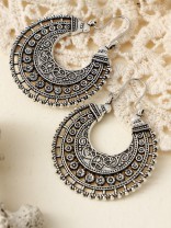 The Lady With A Class Traditional Motif Earrings 