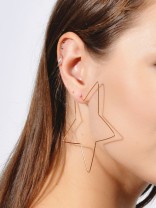 Effortlessly chic and stylish- star shaped hoops