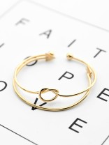 The Knot and Arrow Set of Two Bracelets - Golden