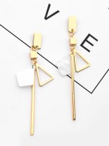 The Playfully Elegant Dangling Earrings - Golden-White