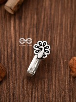 The Little Oxidised Peacock Non-piercing Boho Nosepin