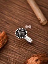 The Little dots Non-piercing Boho Nosepin
