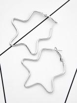 The Everyday Chic - Oversized Star Hoops - Silver