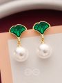 The Ever'green' Enchantment- Golden Pearl Earrings (Emerald Green)