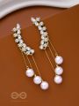 SPARKLE AND SHINE DARLIN’ - PEARLS EARCUFF EARRINGS