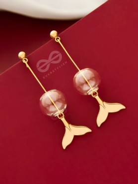 Princess of the Oceans - Golden Mermaid Tail Dangler Earrings