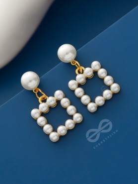 A Pearly Geometry - Golden Statement Earrings
