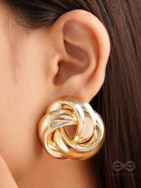 A Knot of Elegance - Statement Golden Studs
