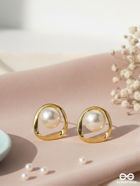 The Moon Orbit- Golden Pearl Earrings