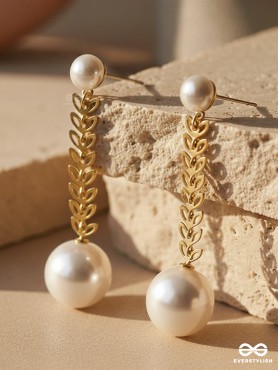 The Dewy Fir- Golden Pearl Earrings