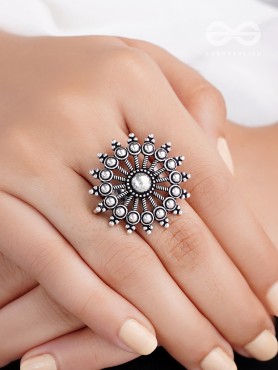 The Moon Glare- Oxidised Statement Ring