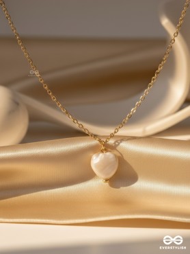 The Ivory Beach- Golden Embellished Necklace With Anti-Tarnish Coating