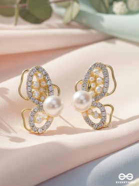 SPREADING THE WINGS - GOLDEN PEARL STUDS