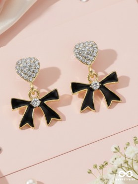 BOW TO THE NIGHT - GOLDEN AND BLACK EMBELLISHED EARRINGS