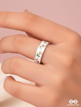 TULIP TIMES - SILVER RING (ADJUSTABLE)