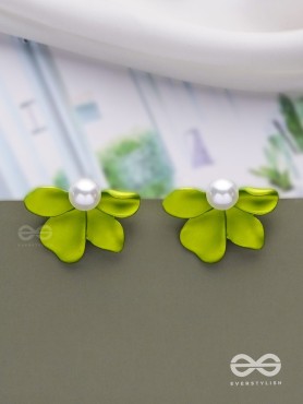 Spring Blossoms - Floral Pearl Earrings