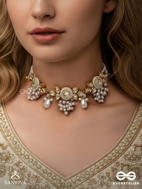 KANAKA MRIDULA – GOLDEN GRACE A BEAUTIFUL KUNDAN NECKLACE WITH FLORAL DESIGNS AND PEARLS