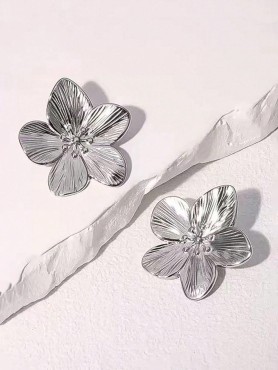 SILVER FLORA- Delicate Silver Bloom Earrings