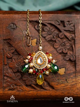 MRIDULYA - TENDER BEAUTY-  KUNDAN MAANGTIKA WITH DETAILED ROUND PENDANT, PEARLS AND BEADS