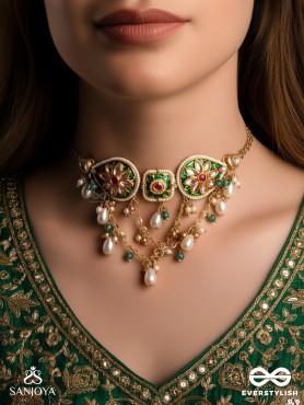 VANDEVI - GODDESS OF THE FOREST-  GRACEFUL KUNDAN NECKLACE WITH BEADS, DAINTY CHAINS AND PEARL DROPS