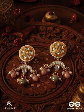 RAGTANIKA - COLORED COMPOSITION- HERITAGE STYLE KUNDAN EARRINGS WITH PEARLS AND BEADS