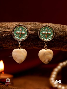 MOSS HEART - GREEN ENAMEL STUD EARRINGS