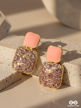 CRYSTAL BYTE – PEACH SHINE STUDS WITH CRYSTAL-CANDY STONES