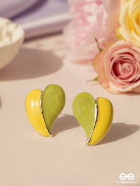 HONEY HEART – YELLOW ENAMEL HEART STUDS WITH GOLD TOUCH