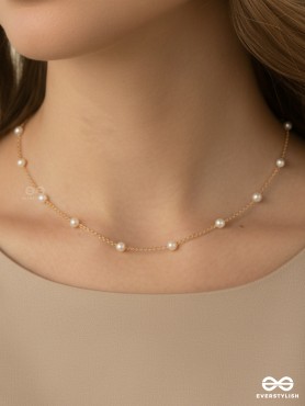 DOT N DASH – PLAYFUL PEARL LINK NECKLACE